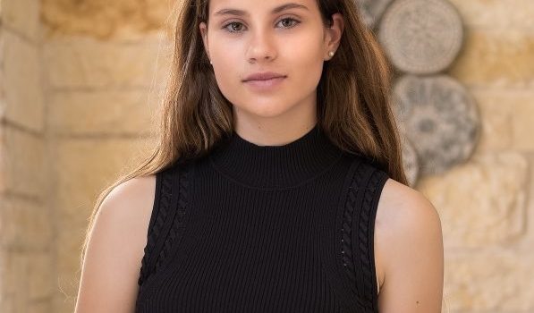 Head Shot Of Zoe Bringmann